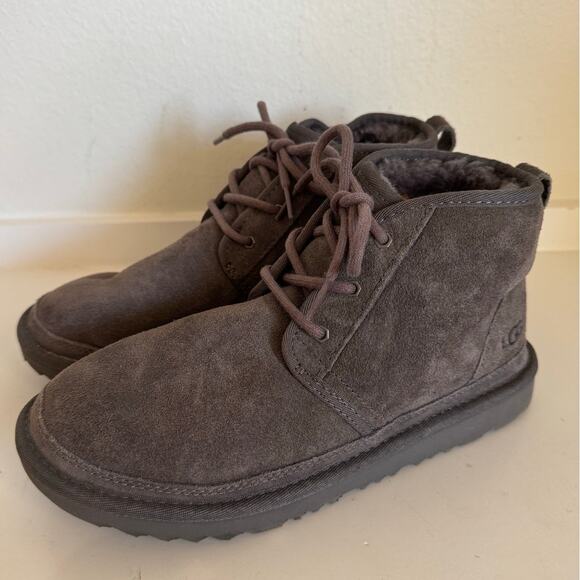 UGG Neumel Chukka Boots Mens Size 6 Shoes Chestnut Gray Suede Wool Lined Mid Top - Picture 1 of 12